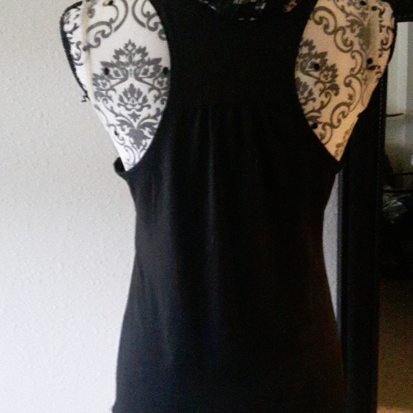 Labyrinth Tank Top - Picture 5 of 6